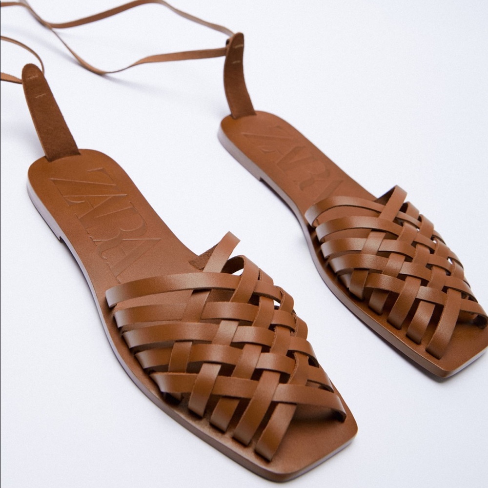 NWT ZARA Leather Sandals